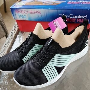 NWT Skechers Women's Black Slip-On Sneakers with Aqua Accent Sz 11